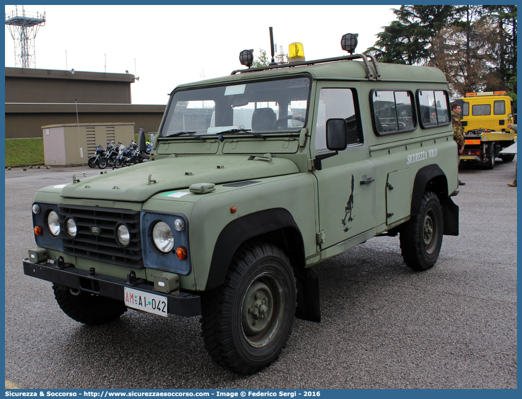 AM AI042
Aeronautica Militare Italiana
Sicurezza Volo
Land Rover Defender 110
Parole chiave: AMI;A.M.I.;Aeronautica;Militare;Italiana;Servizio;Antincendio;Land;Rover;Defender;110;Sicurezza;Volo