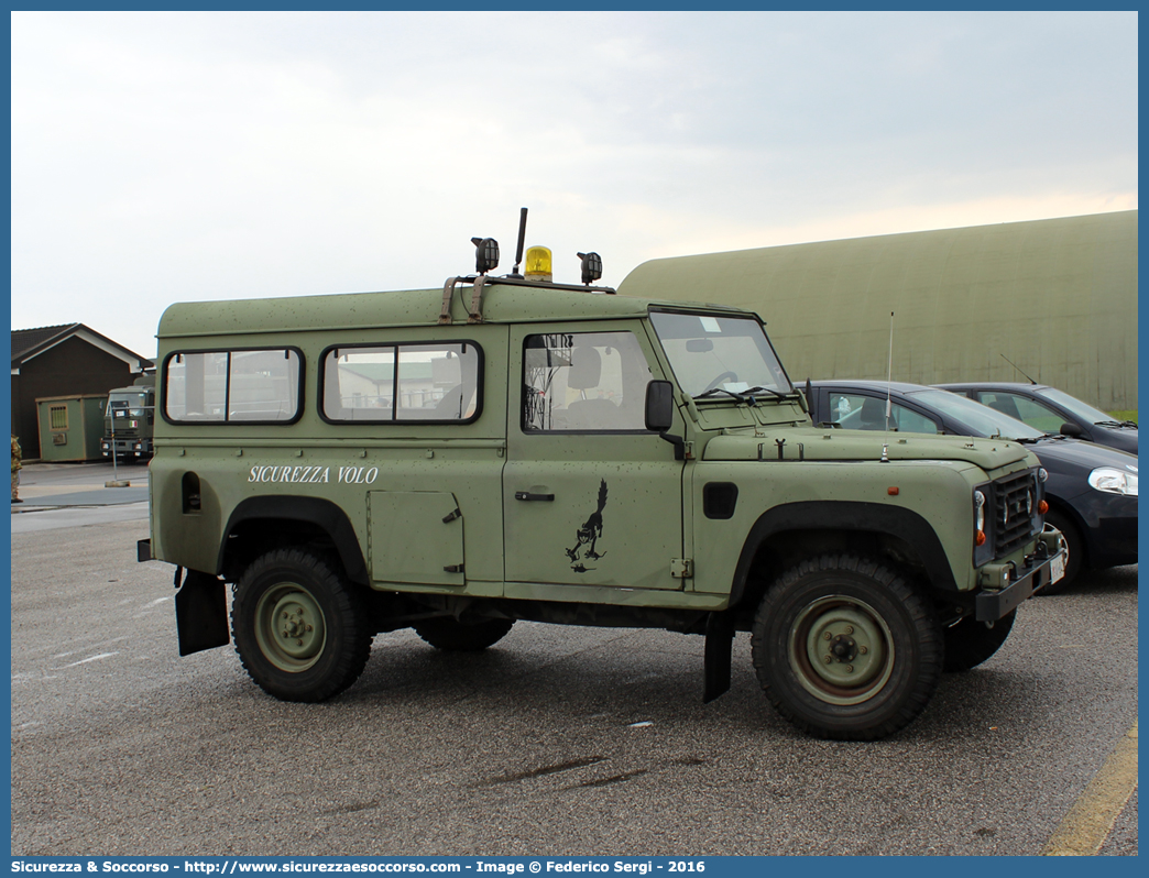 AM AI042
Aeronautica Militare Italiana
Sicurezza Volo
Land Rover Defender 110
Parole chiave: AMI;A.M.I.;Aeronautica;Militare;Italiana;Servizio;Antincendio;Land;Rover;Defender;110;Sicurezza;Volo