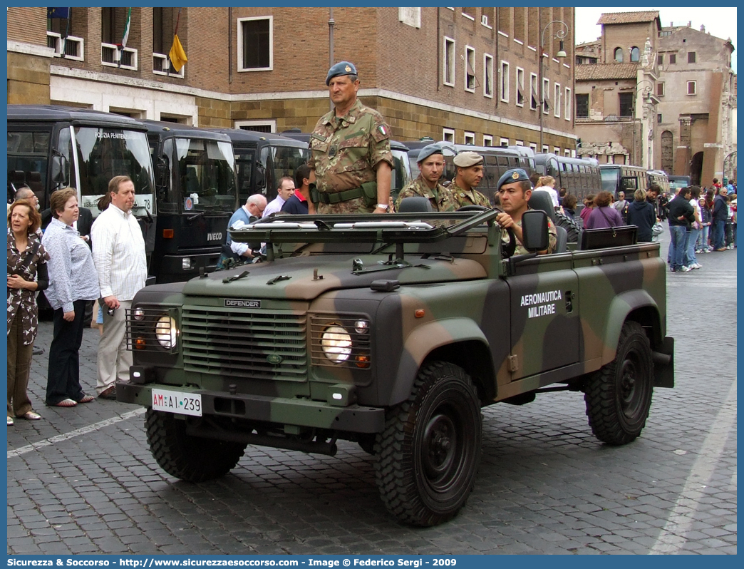 AM AI239
Aeronautica Militare Italiana
Land Rover Defender 90
Parole chiave: AMI;A.M.I.;Aeronautica;Militare;Italiana;Land;Rover;Defender;90;AI239