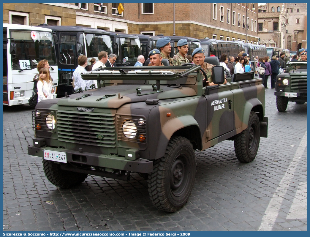 AM AI247
Aeronautica Militare Italiana
Land Rover Defender 90
Parole chiave: AMI;A.M.I.;Aeronautica;Militare;Italiana;Land;Rover;Defender;90;AI247