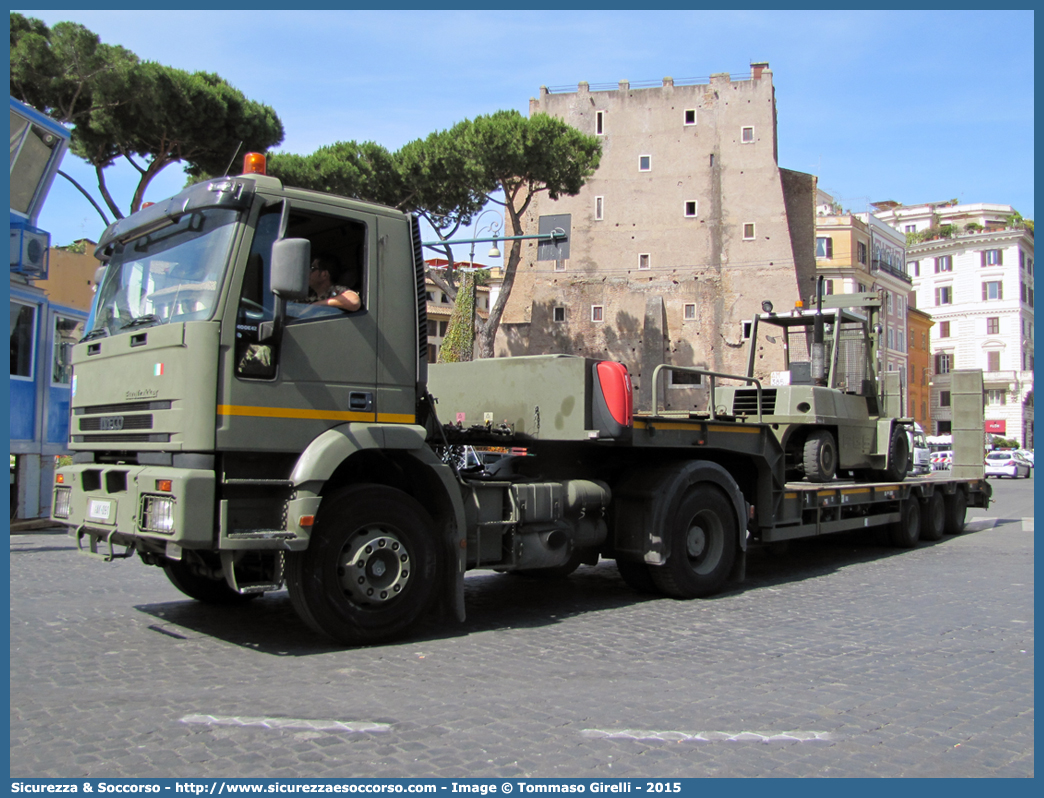 AM AK091
Aeronautica Militare Italiana
Iveco EuroTrakker 400E42
Parole chiave: AMI;A.M.I.;Aeronautica;Militare;Italiana;Iveco;EuroTrakker;400E42