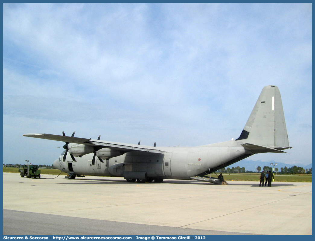 MM62190 / 46-56
Aeronautica Militare Italiana
Lockheed C-130J Hercules II
Parole chiave: A.M.I;A.M.;AM;AMI;Aeronautica Militare Italiana;Lockheed;C-130J;C130;Hercules