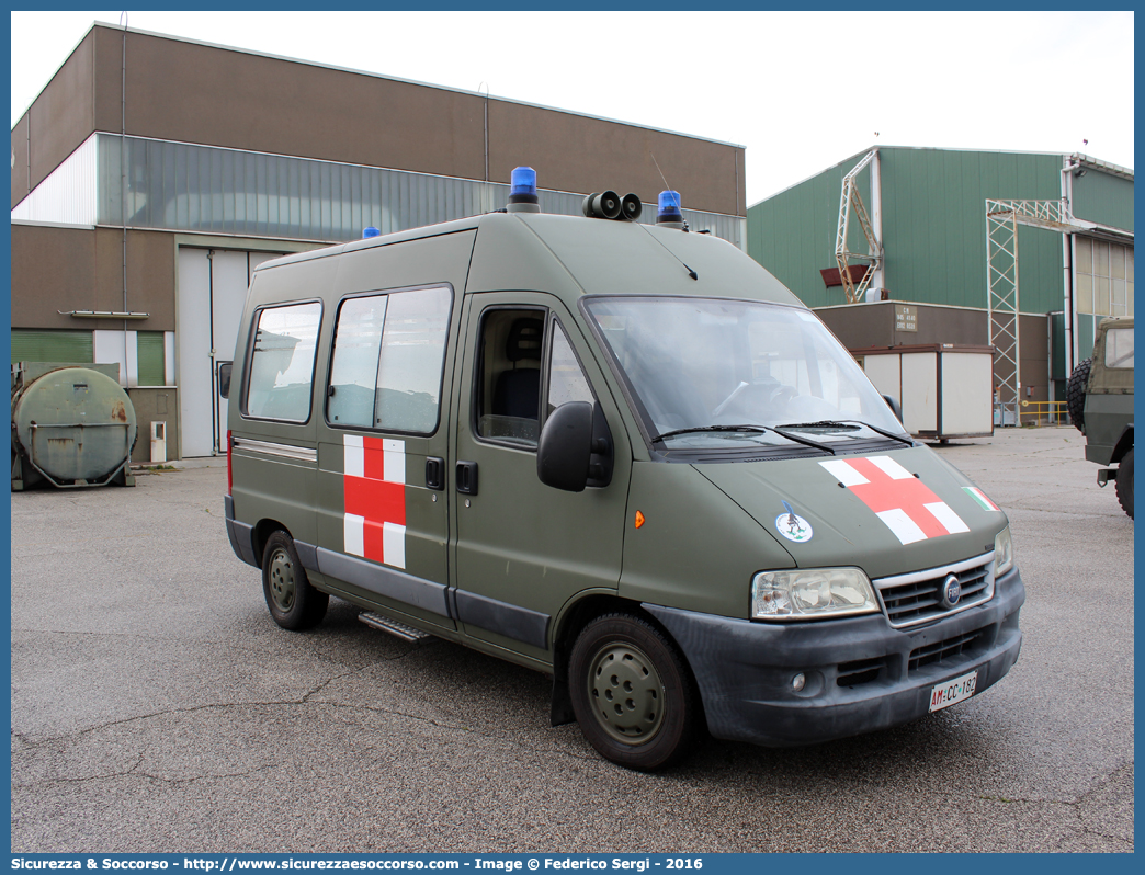 AM CC182
Aeronautica Militare Italiana
Servizio Sanitario
Fiat Ducato II serie restyling
Allestitore Bollanti S.r.l.
Parole chiave: AMI;A.M.I.;Aeronautica;Militare;Italiana;Servizio;Sanitario;Fiat;Ducato;Bollanti