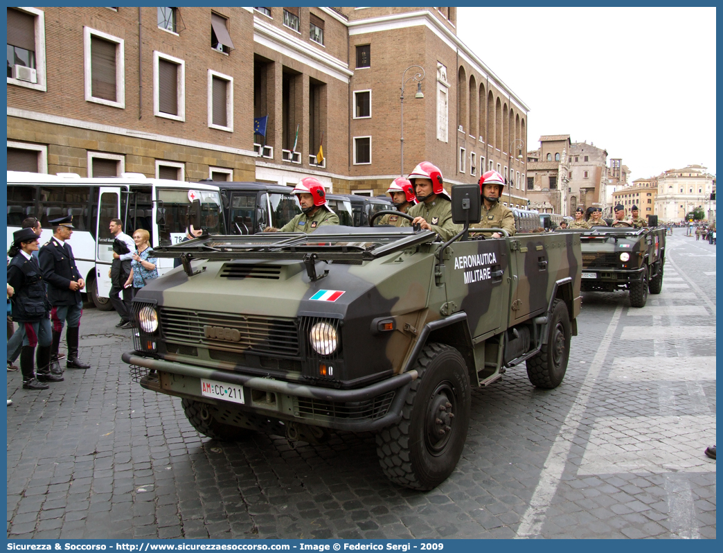 AM CC211
Aeronautica Militare Italiana
Iveco VM90T
Parole chiave: AMI;A.M.I.;Aeronautica;Militare;Italiana;Iveco;VM;90;VM90