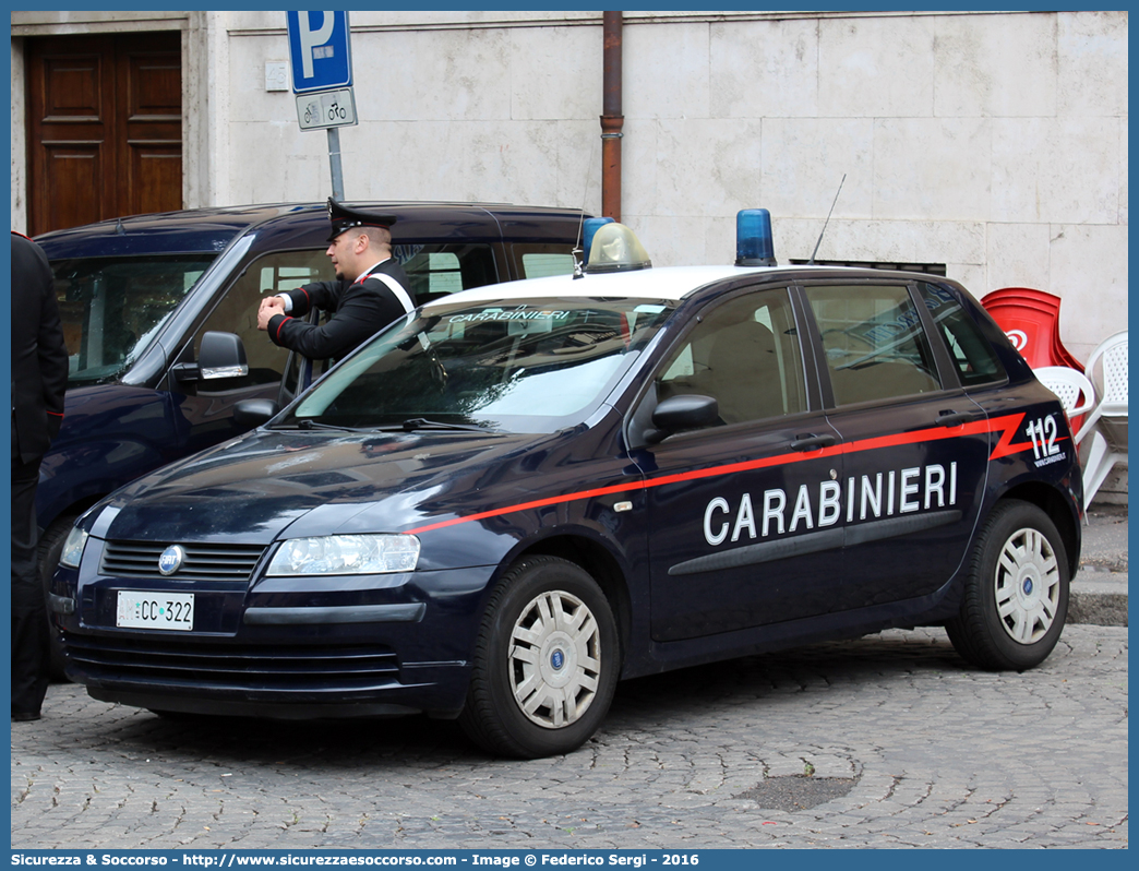 AM CC322
Arma dei Carabinieri
Reparto Carabinieri presso l'Aeronautica Militare
Fiat Stilo I serie
Parole chiave: AM;A.M.;CC;C.C.;Arma;Carabinieri;Aeronautica;Militare;Fiat;Stilo