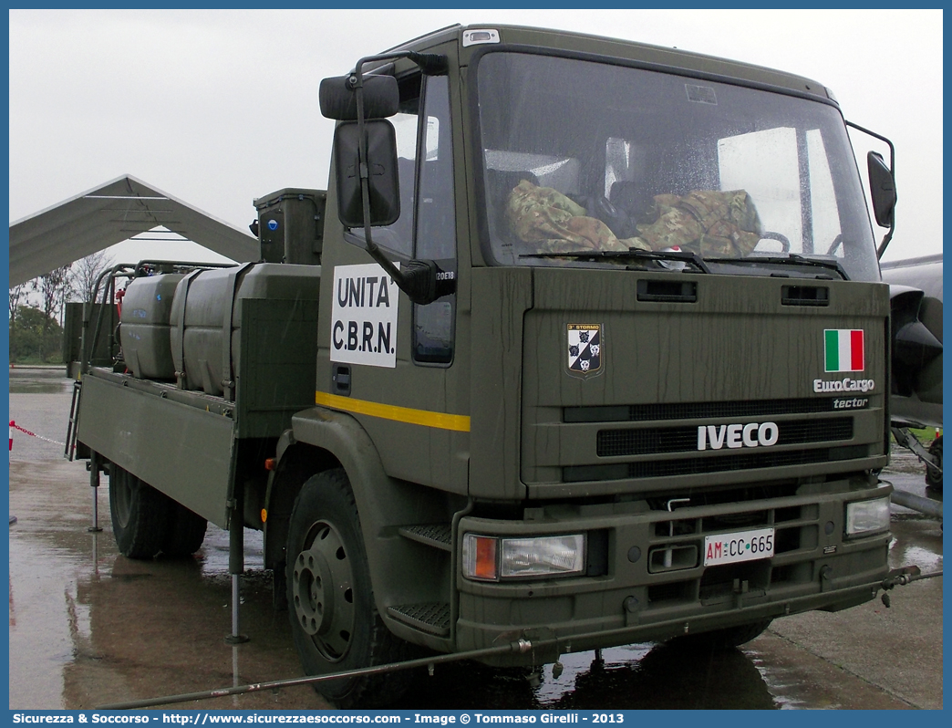 AM CC665
Aeronautica Militare Italiana
Nucleo C.B.R.N.
Iveco EuroCargo 120E18 I serie
Parole chiave: AM;A.M.I.;AMI;Aeronautica;Militare;Italiana;Nucleo;C.B.R.N.;CBRN;NBCR;N.B.C.R.;Iveco;EuroCargo;120E18;CC665