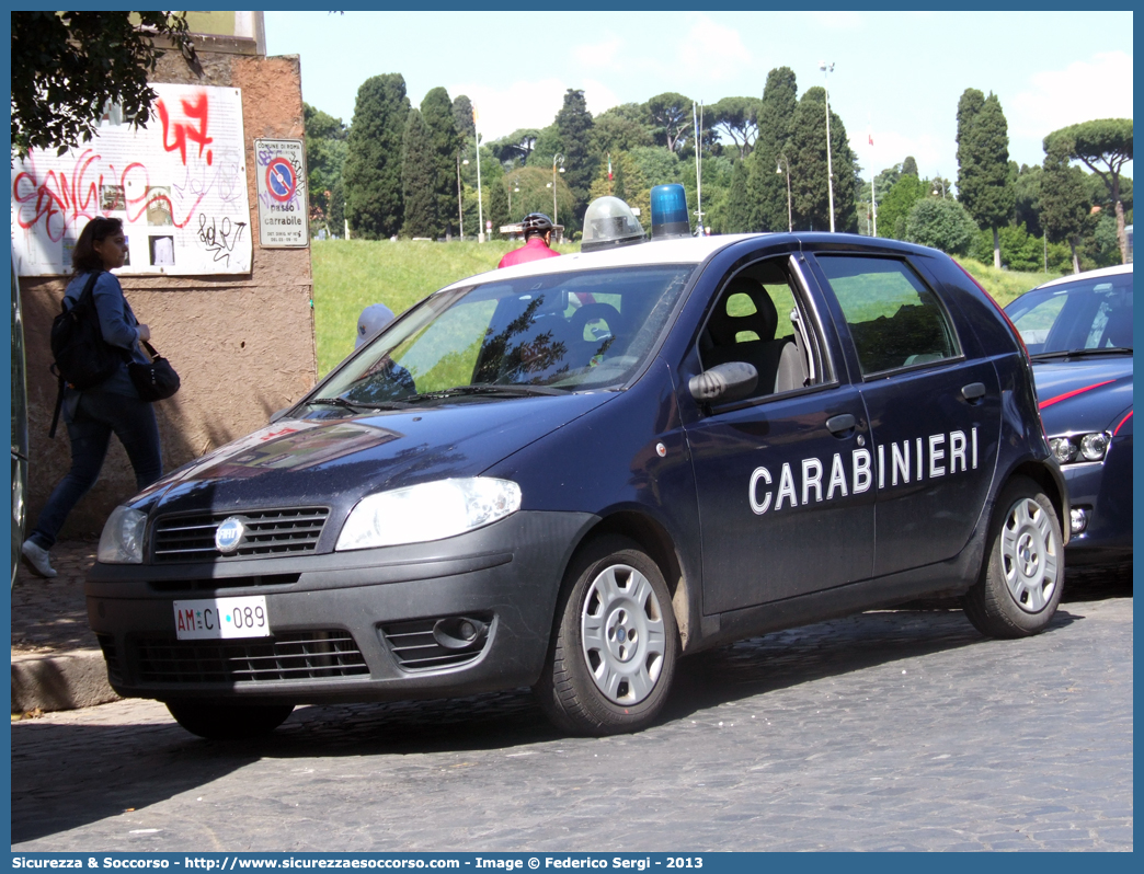 AM CI089
Arma dei Carabinieri
Reparto Carabinieri presso l'Aeronautica Militare
Fiat Punto III serie
Parole chiave: AM;A.M.;CC;C.C.;Arma;Carabinieri;Aeronautica;Militare;Fiat;Punto