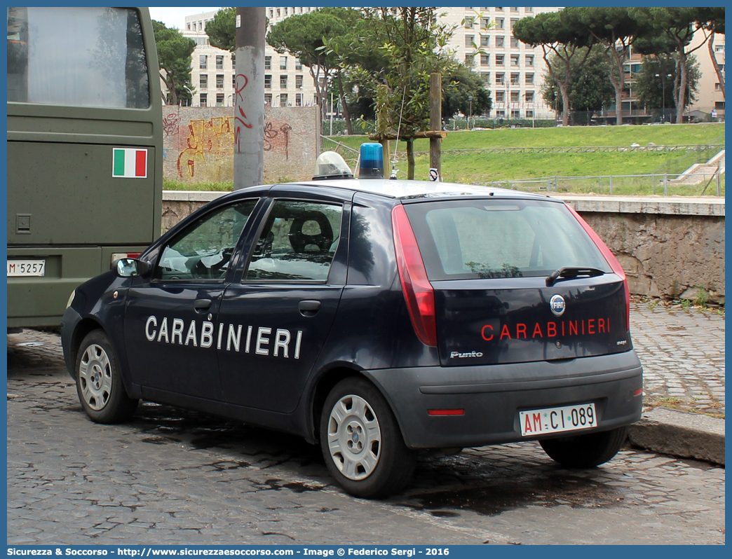 AM CI089
Arma dei Carabinieri
Reparto Carabinieri presso l'Aeronautica Militare
Fiat Punto III serie
Parole chiave: AM;A.M.;CC;C.C.;Arma;Carabinieri;Aeronautica;Militare;Fiat;Punto