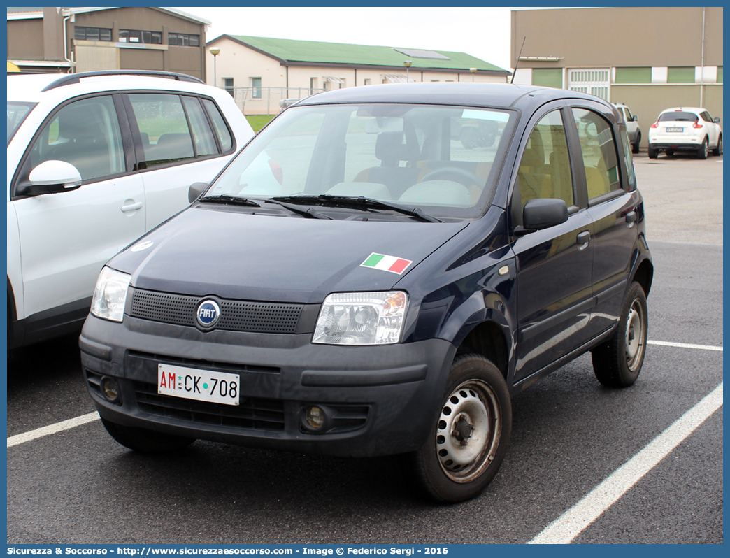 AM CK708
Aeronautica Militare Italiana
Fiat Nuova Panda 4x4 I serie
Parole chiave: A.M.I.;AMI;Aeronautica;Militare;Italiana;Fiat;Nuova;Panda;4x4