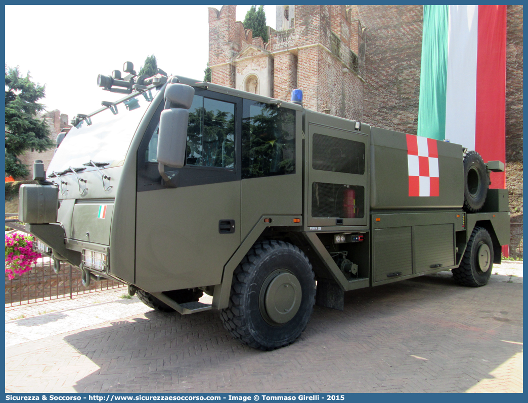 AM CL309
Aeronautica Militare Italiana
Servizio Antincendio
Iveco Magirus DragonFly x4 Aviotrasportabile
(variante)
Parole chiave: AM;AMI;Aeronautica;Militare;Italiana;Servizio;Antincendio;Iveco;Magirus;DragonFly;x4;Aviotrasportabile;CL309