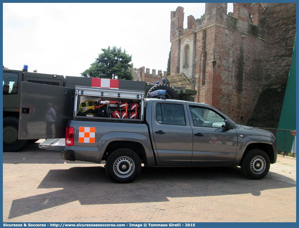 AM CM280
Aeronautica Militare Italiana
Servizio Antincendio
Volkswagen Amarok
Allestitore Aris S.p.A.
(II variante)
Parole chiave: AMI;A.M.I.;Aeronautica;Militare;Italiana;Volkswagen;Amarok;Aris;Servizio;Antincendio