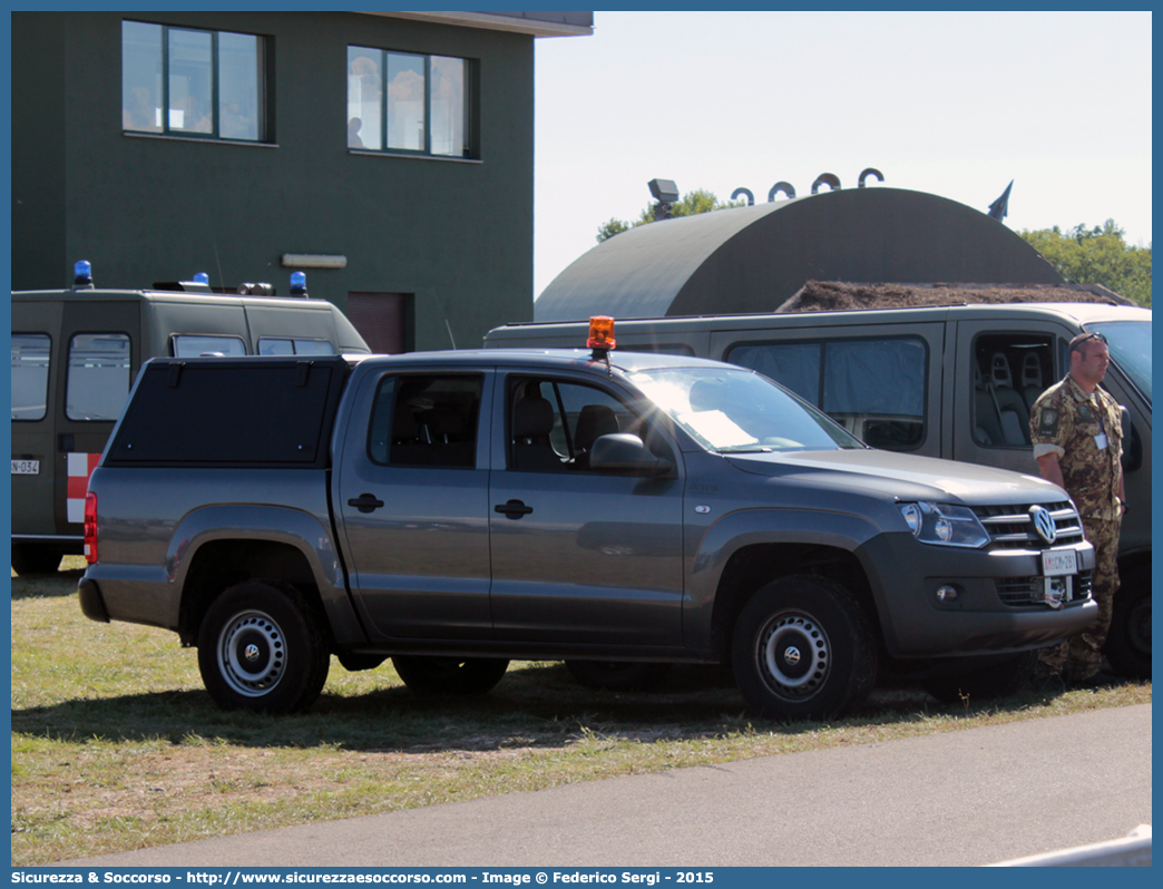 AM CM281
Aeronautica Militare Italiana
Volkswagen Amarok
Allestitore Aris S.p.A.
(variante)
Parole chiave: AM;A.M.;AMI;A.M.I.;Aeronautica;Militare;Italiana;Volkswagen;Amarok;Aris;CM281