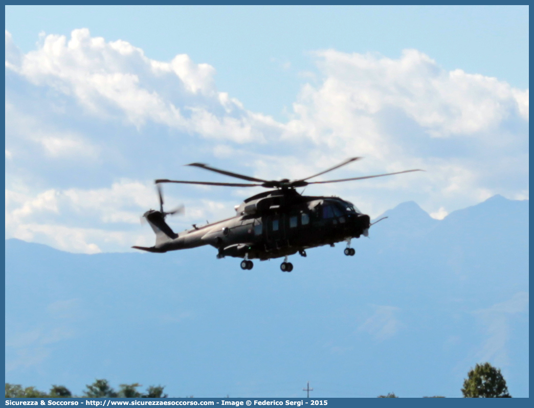 -
Aeronautica Militare Italiana
Agusta Westland HH-101A "Caesar"
Parole chiave: A.M.I.;AMI;Aeronautica;Militare;Italiana;Agusta;Westland;HH;101A