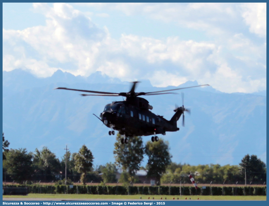 -
Aeronautica Militare Italiana
Agusta Westland HH-101A "Caesar"
Parole chiave: A.M.I.;AMI;Aeronautica;Militare;Italiana;Agusta;Westland;HH;101A