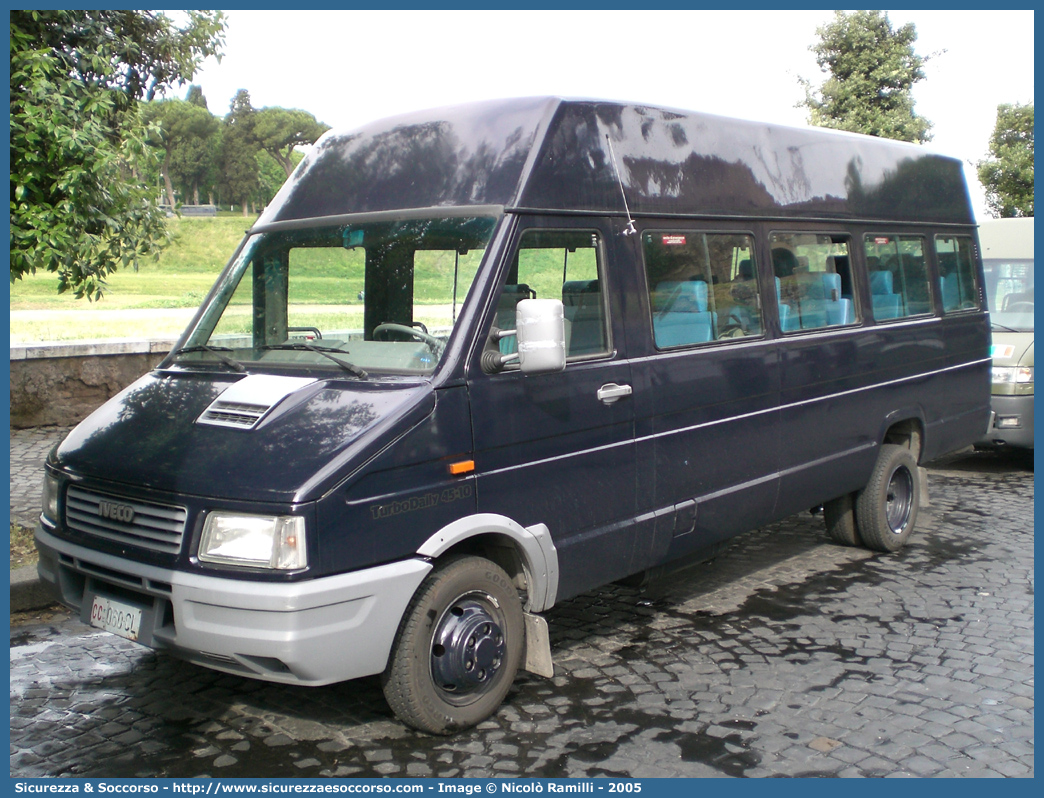 CC 060CL
Arma dei Carabinieri
Iveco Daily 45-10 II serie
Parole chiave: CC;C.C.;Arma;dei;Carabinieri;Bus;Minibus;Iveco;Daily;45-10;45.10;45;10