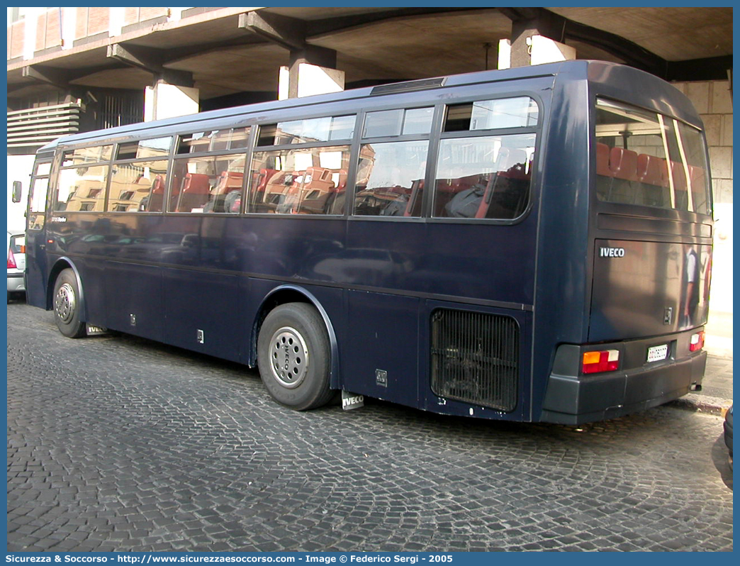 CC 062CC
Arma dei Carabinieri
Iveco 370S Turbo
Parole chiave: CC;C.C.;Arma;dei;Carabinieri;Bus;Minibus;Iveco;370;S;Turbo;062CC