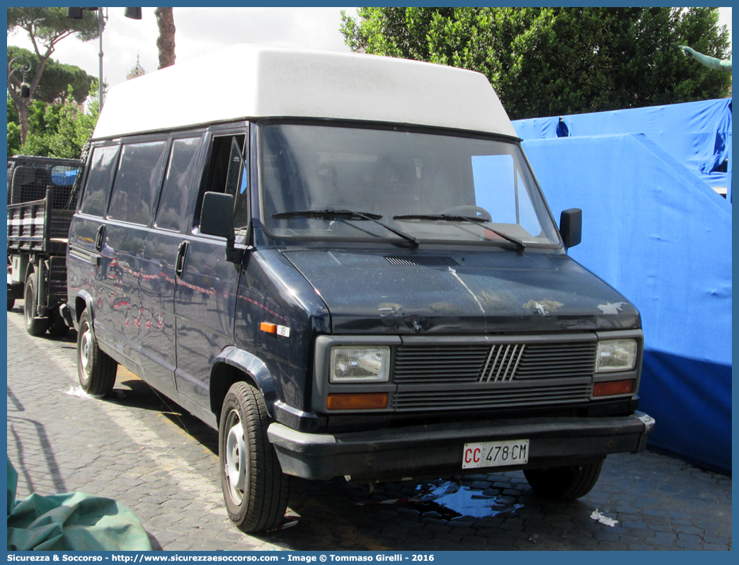 CC 478CM
Arma dei Carabinieri
Fiat Ducato I serie
Parole chiave: CC;C.C.;Arma;dei;Carabinieri;Fiat;Ducato