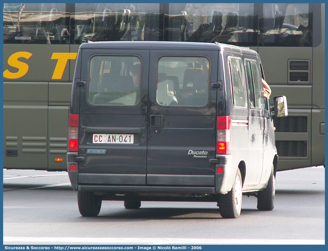 CC AN041
Arma dei Carabinieri
Fiat Ducato II serie
Parole chiave: CC;C.C.;dei;Arma;Carabinieri;Bus;Minibus;Fiat;Ducato;AN041