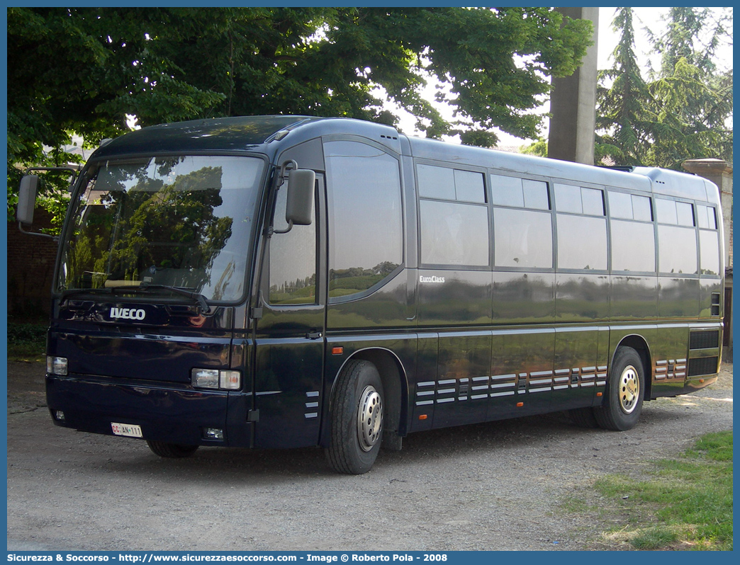 CC AN111
Arma dei Carabinieri
Iveco Orlandi EuroClass
Parole chiave: CC;C.C.;Arma;Carabinieri;Bus;Minibus;Iveco;Orlandi;EuroClass