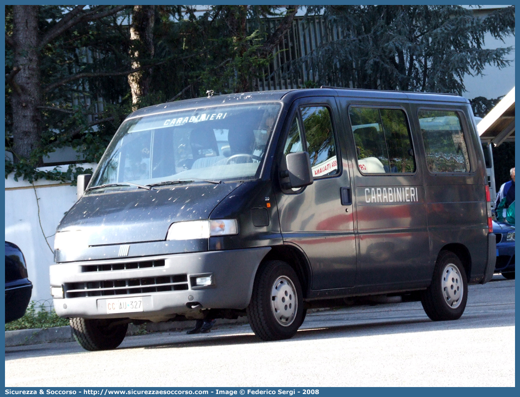 CC AU327
Arma dei Carabinieri
Fiat Ducato II serie
Parole chiave: CC;C.C.;dei;Arma;Carabinieri;Bus;Minibus;Fiat;Ducato;AU327