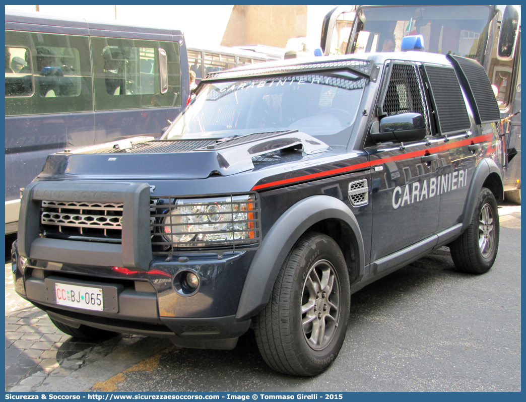 CC BJ065
Arma dei Carabinieri
Battaglioni Mobili
Land Rover Discovery 4
Parole chiave: CC;C.C.;Arma;dei;Carabinieri;Battaglione;Battaglioni;Mobile;Mobili;Land;Rover;Discovery;4;Blindato;Ordine;Pubblico;BJ065