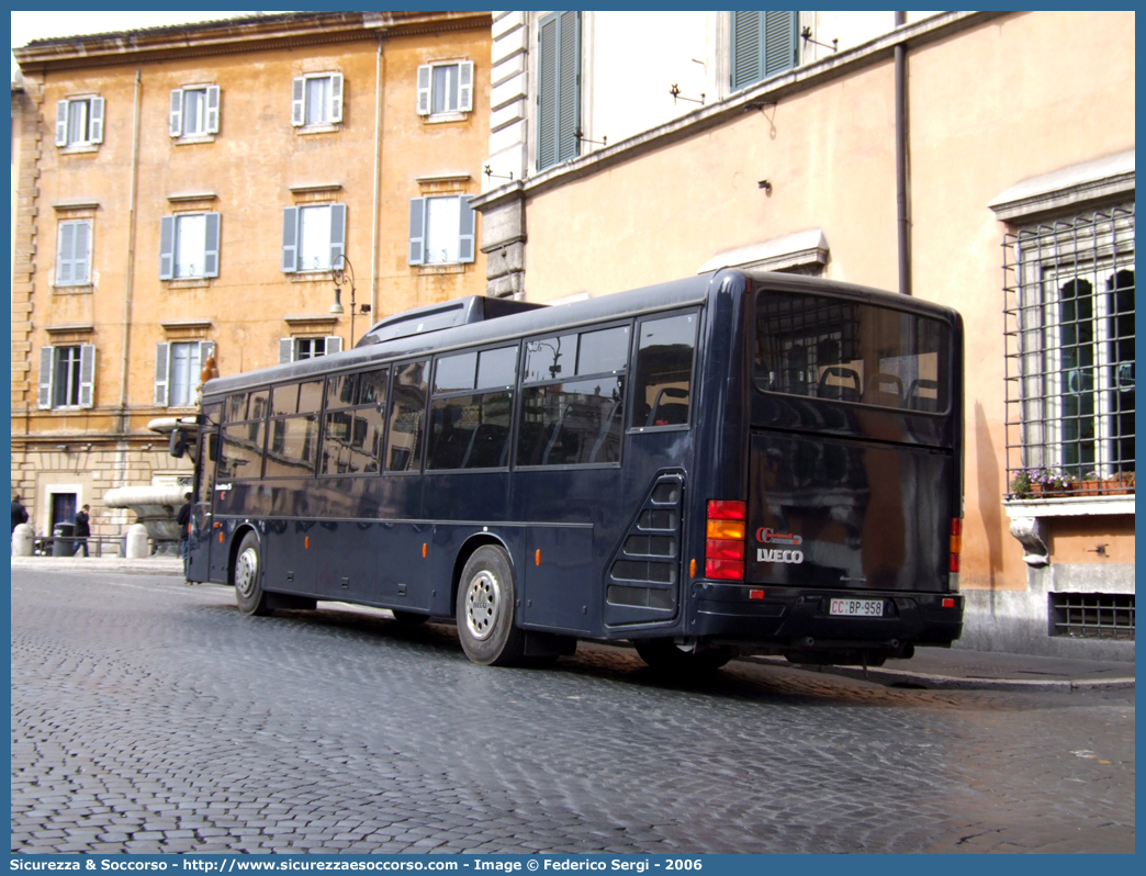 CC BP958
Arma dei Carabinieri
Iveco Cacciamali Eurorider C35
Parole chiave: CC;C.C.;Arma;dei;Carabinieri;Bus;Minibus;Iveco;Cacciamali;Eurorider;C35