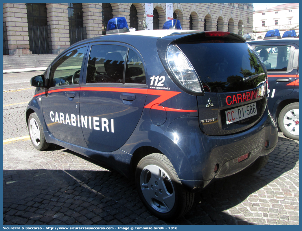 CC DI586
Arma dei Carabinieri
Mitsubishi i-Miev
Allestitore Elevox S.r.l.
Parole chiave: CC;C.C.;Arma;dei;Carabinieri;Mitsubishi;i-Miev;Elevox