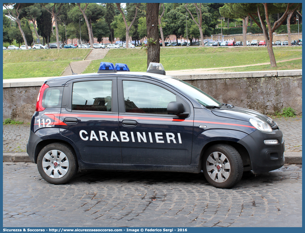 CC DJ339
Arma dei Carabinieri
Fiat Nuova Panda II serie
(I fornitura)
Parole chiave: CC;C.C.;Arma;dei;Carabinieri;Fiat;Nuova;Panda