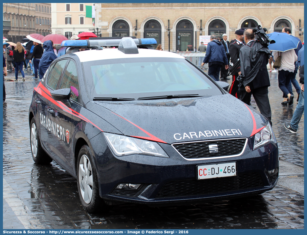 CC DJ466
Arma dei Carabinieri
Seat Leon III serie
Allestitore Nuova Carrozzeria Torinese S.r.l.
Parole chiave: CC;C.C.;Arma;dei;Carabinieri;Radiomobile;Radio;Mobile;Seat;Leon;NCT;Nuova Carrozzeria Torinese