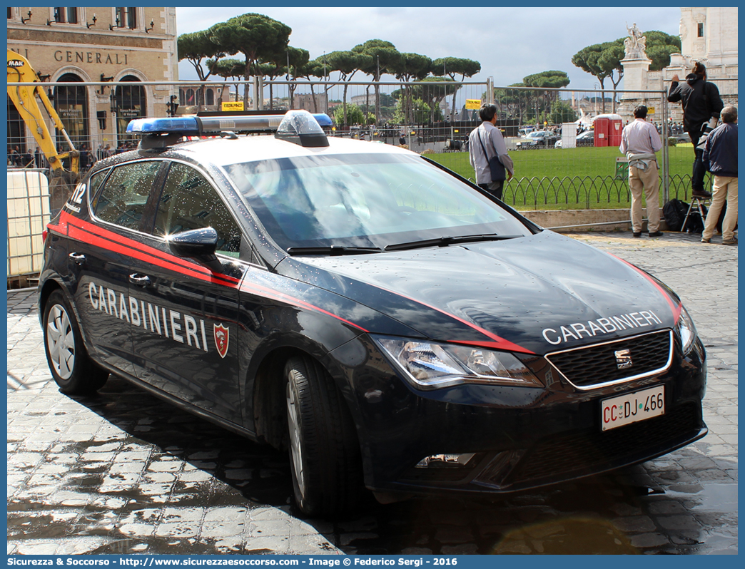 CC DJ466
Arma dei Carabinieri
Seat Leon III serie
Allestitore Nuova Carrozzeria Torinese S.r.l.
Parole chiave: CC;C.C.;Arma;dei;Carabinieri;Radiomobile;Radio;Mobile;Seat;Leon;NCT;Nuova Carrozzeria Torinese