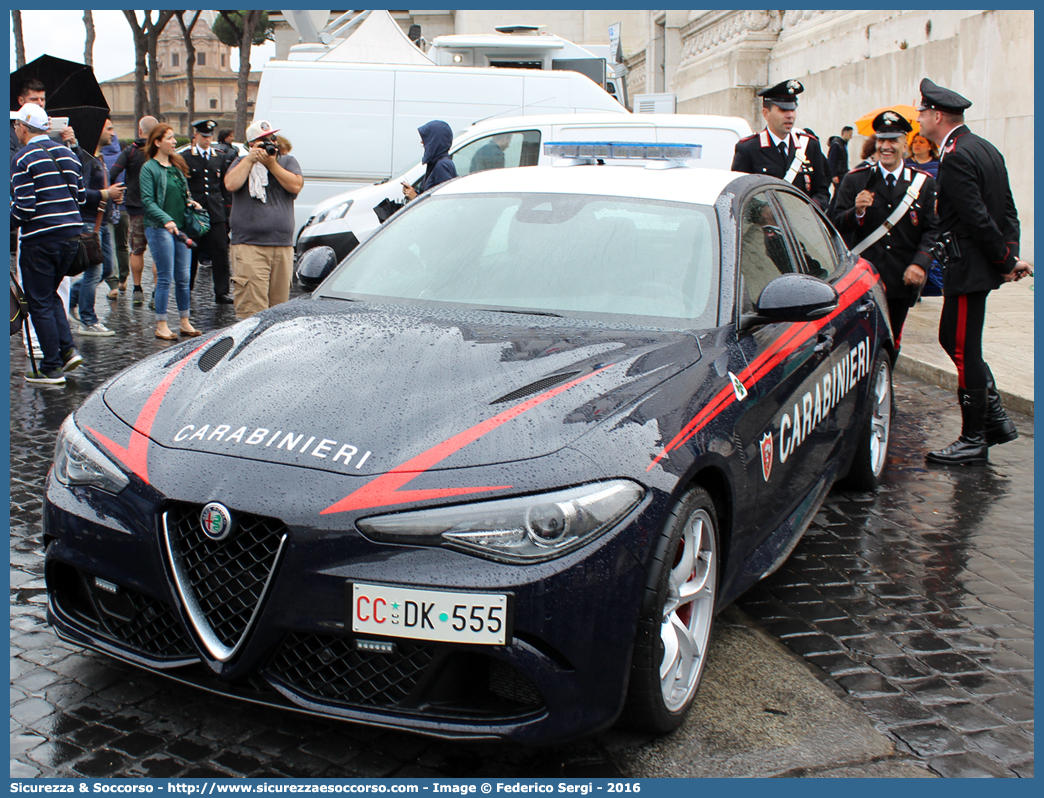 CC DK555
Arma dei Carabinieri
Alfa Romeo Nuova Giulia Quadrifoglio
Parole chiave: CC;C.C.;Arma;dei;Carabinieri;Alfa;Romeo;Nuova;Giulia;Quadrifoglio