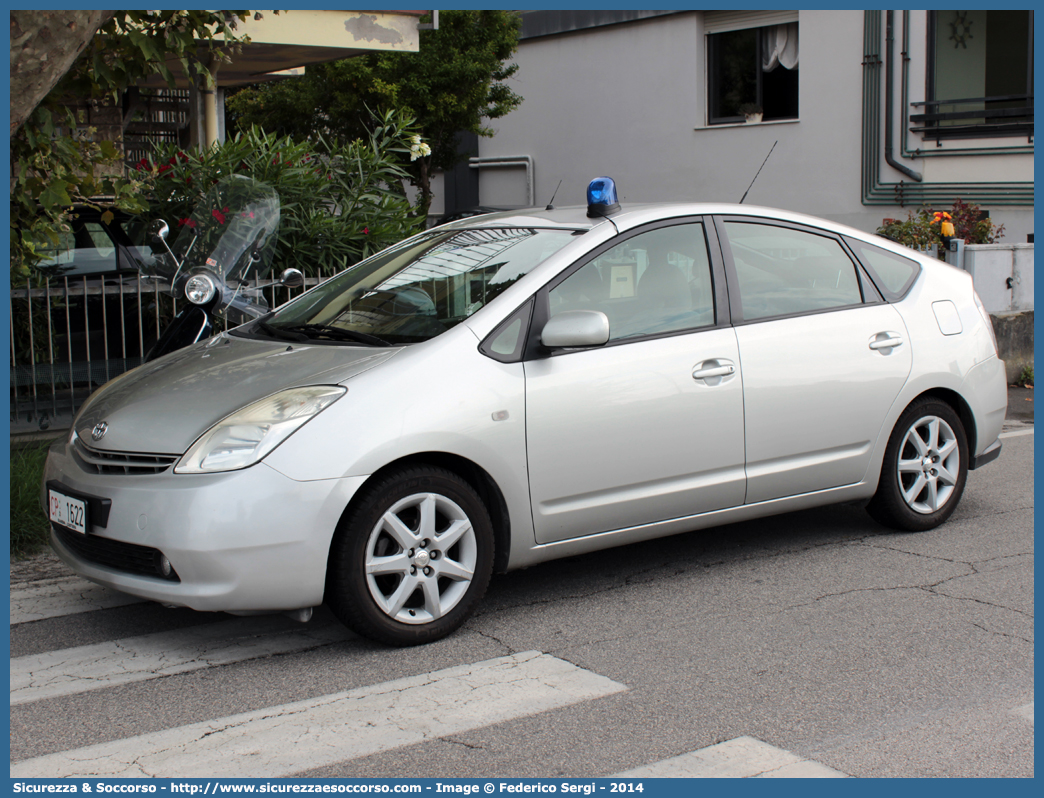 CP 1622
Corpo delle Capitanerie di Porto
Guardia Costiera 
Toyota Prius II serie
Parole chiave: CP;C.P.;GC;G.C.;Guardia;Costiera;Capitanerie;Capitaneria;di;Porto;Toyota;Prius;1622