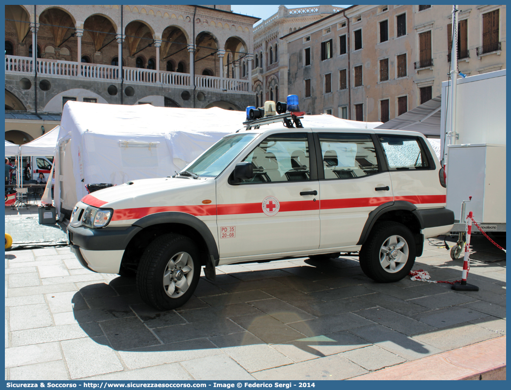 CRI 185AD
Croce Rossa Italiana
Padova
Nissan Terrano II serie
Ex Corpo Forestale dello Stato
Parole chiave: CRI;C.R.I.;Croce Rossa Italiana;Padova;Nissan;Terrano