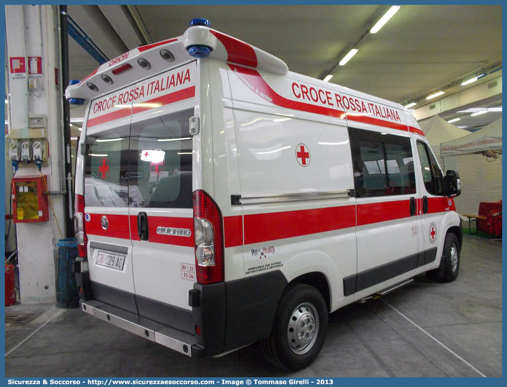 CRI 029AD
Croce Rossa Italiana
Brescia 
Fiat Ducato III serie
Allestitore Orion S.r.l.
Parole chiave: Croce;Rossa;Italiana;CRI;C.R.I.;Ambulanza;Fiat;Ducato;X250;Orion;Brescia;029AD;029 AD