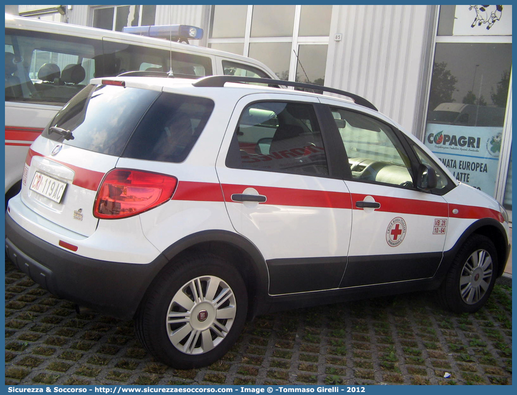 CRI 119AC
Croce Rossa Italiana
Domodossola (VB)
Fiat Sedici II serie
Parole chiave: C.R.I.;CRI;Croce;Rossa;Italiana;Domodossola;Fiat;Sedici;119AC