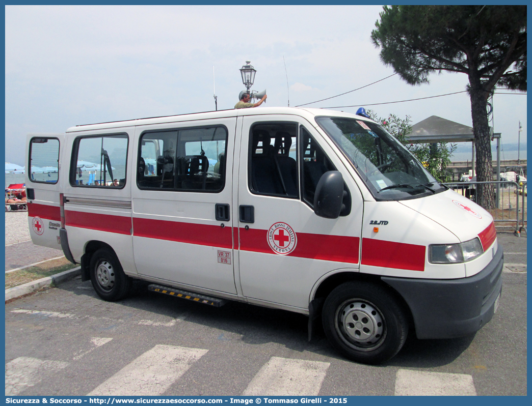 CRI A3064
Croce Rossa Italiana
Verona
Fiat Ducato II serie
Parole chiave: CRI;C.R.I.;Croce;Rossa;Italiana;Fiat;Ducato