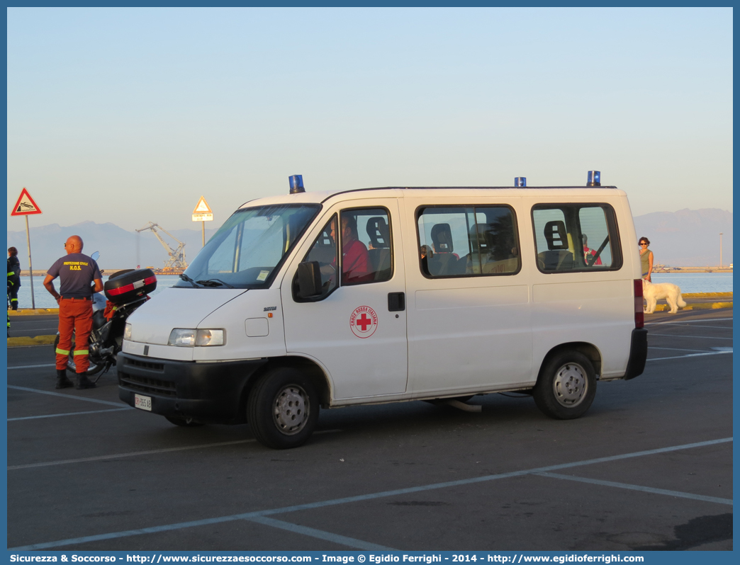 CRI 365AB
Croce Rossa Italiana
Fiat Ducato II serie
Parole chiave: CRI;C.R.I.;Croce;Rossa;Italiana;Fiat;Ducato