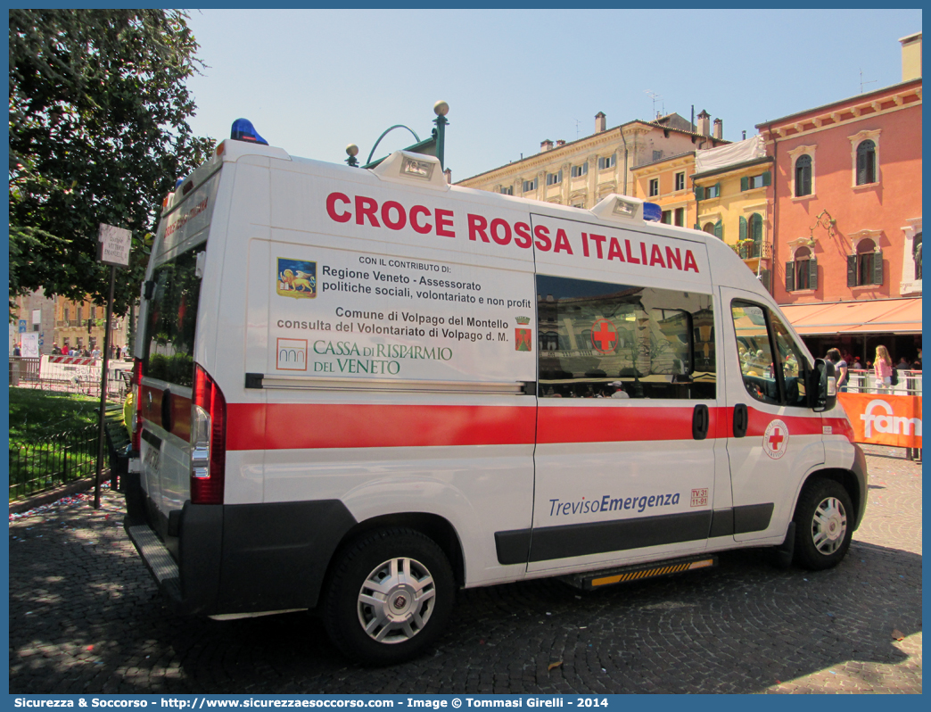 CRI 575AB
Croce Rossa Italiana
Treviso
Fiat Ducato III serie
Allestitore NewCoCar S.r.l.
Parole chiave: Croce;Rossa;Italiana;CRI;C.R.I.;Ambulanza;Fiat;Ducato;X250;Treviso;NewCoCar