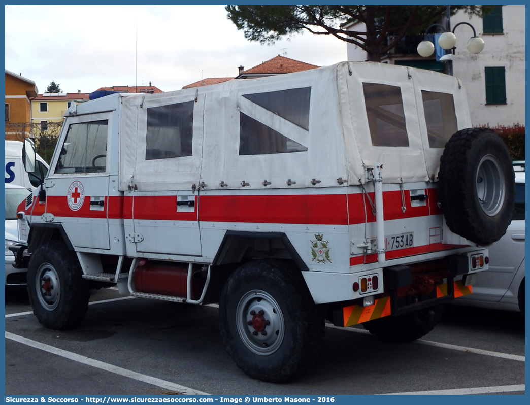 CRI 753AB
Croce Rossa Italiana
Santa Margherita (GE)
Iveco 40.10WM
Parole chiave: CRI;C.R.I.;Croce;Rossa;Italiana;Iveco;40.10;40;10;40-10;WM;VM90