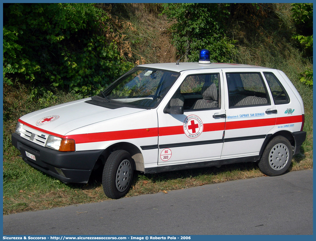 CRI A011
Croce Rossa Italiana
Fiat Uno II serie
Parole chiave: CRI;C.R.I.;Croce;Rossa;Italiana;Fiat;Uno