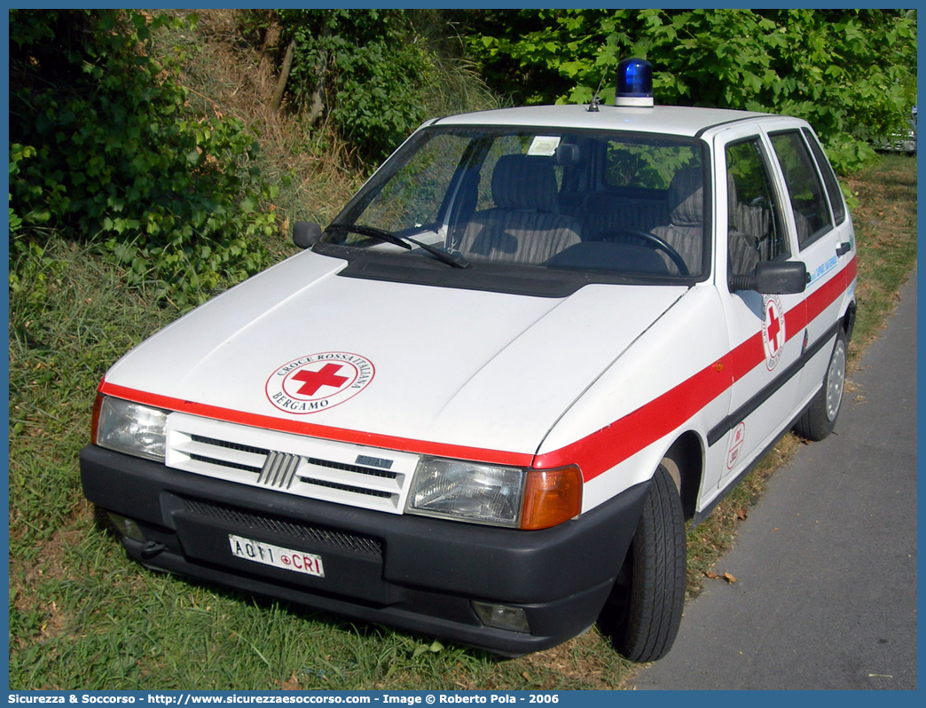 CRI A011
Croce Rossa Italiana
Fiat Uno II serie
Parole chiave: CRI;C.R.I.;Croce;Rossa;Italiana;Fiat;Uno