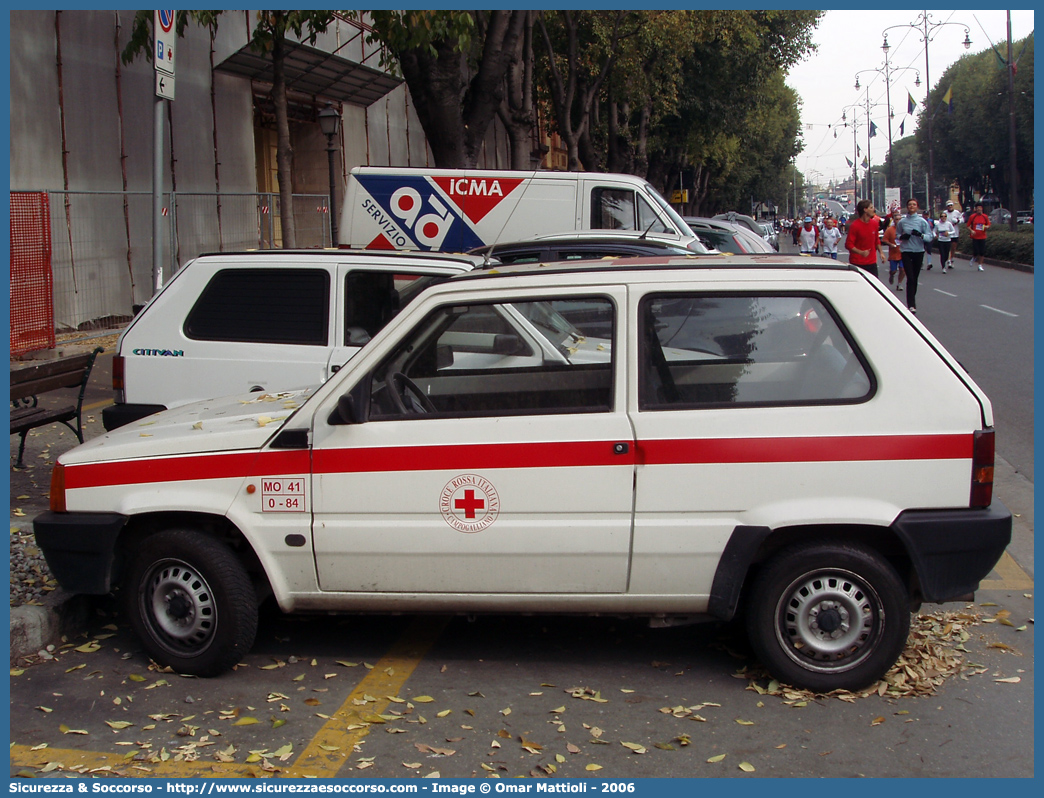 CRI A2507
Croce Rossa Italiana
Campogalliano (MO)
Fiat Panda II serie
Parole chiave: CRI;C.R.I.;Croce;Rossa;Italiana;Fiat;Panda;Campogalliano;A2507