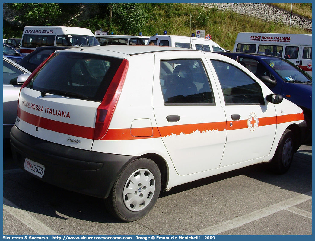 CRI A2533
Croce Rossa Italiana
Fiat Punto II serie
Parole chiave: C.R.I.;CRI;Croce;Rossa;Italiana;Fiat;Punto;Città;di;Castello;A2533