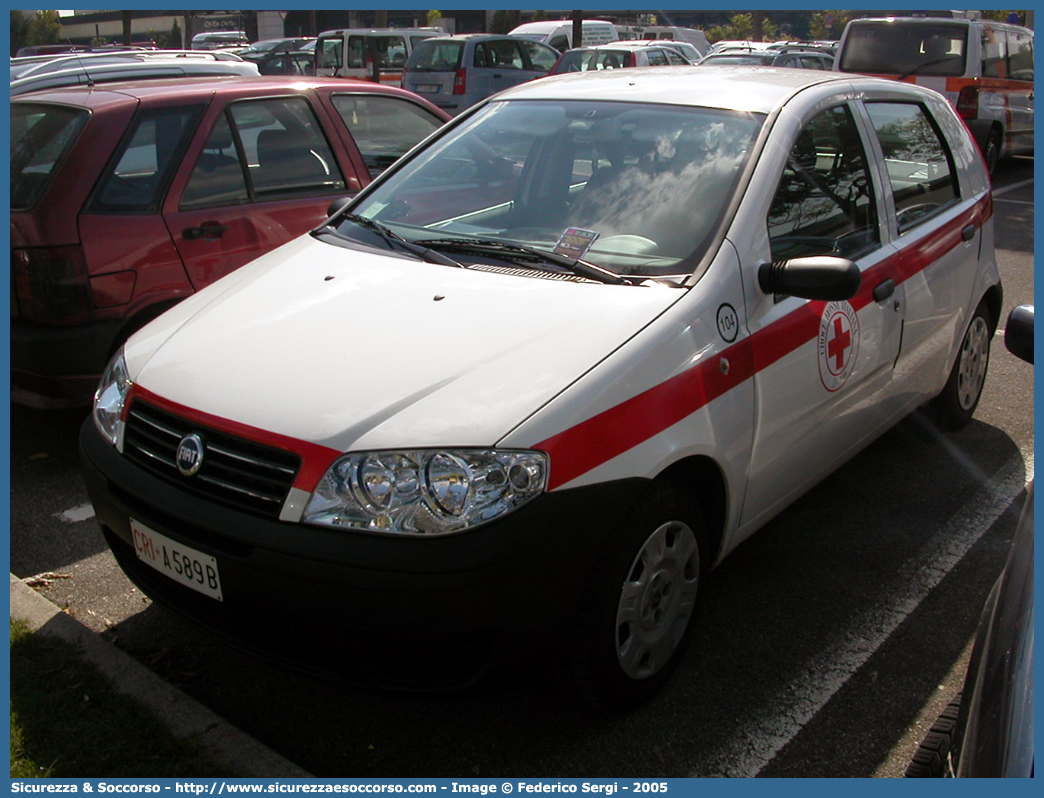 CRI A589B
Croce Rossa Italiana
Fiat Punto III serie
Parole chiave: Croce;Rossa;Italiana;CRI;C.R.I.;Fiat;Punto;A589B