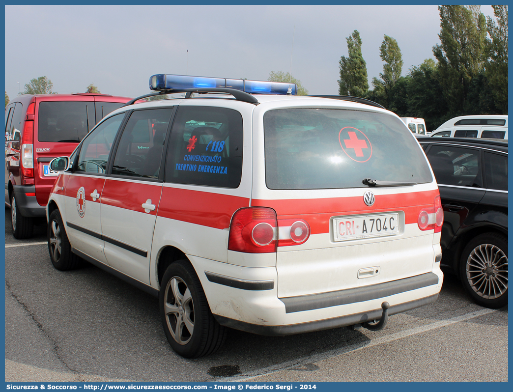 CRI A704C
Croce Rossa Italiana
Dimaro (TN)
Volkswagen Sharan III serie
Parole chiave: CRI;C.R.I.;Croce Rossa Italiana;Automedica;Auto medica;Automedicalizzata;Auto medicalizzata;Volkswagen;Sharan;Dimaro;A704C