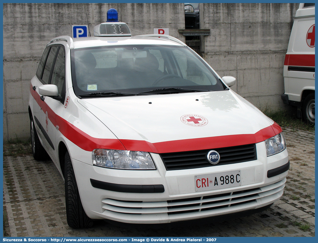 CRI A988C
Croce Rossa Italiana
Bassano del Grappa (VI)
Fiat Stilo Multiwagon I serie
Parole chiave: C.R.I.;CRI;Croce;Rossa;Italiana;Fiat;Stilo;Multiwagon;A988C