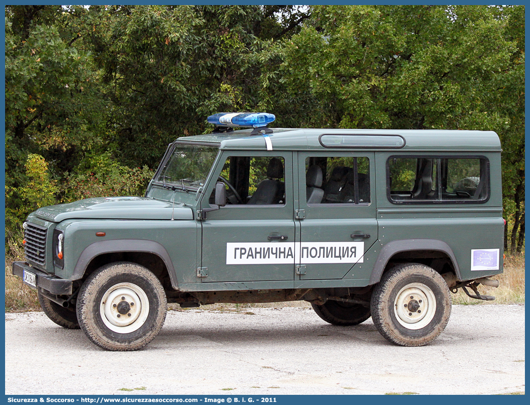 -
Република България
Граничната Полиция
Land Rover Defender 110
Parole chiave: Repubblica di Bulgaria;Bulgaria;Република България;Граничната;Полиция;Polizia;Frontiera;Land Rover;Defender;110