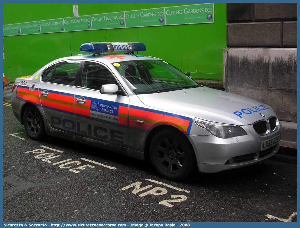 DQJ
United Kingdom of Great Britain and Northern Ireland
Metropolitan Police
BMW 5 Series E60
Parole chiave: UK;United;Kingdom;Great;Britain;Northern;Ireland;Metropolitan;Police;BMW;5;Series;E60