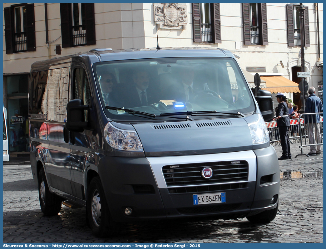 -
Presidenza della Repubblica
Fiat Ducato III serie
Ambulanza Presidenziale
Parole chiave: Presidenza;della;Repubblica;Fiat;Ducato;X250;Ambulanza;Presidenziale