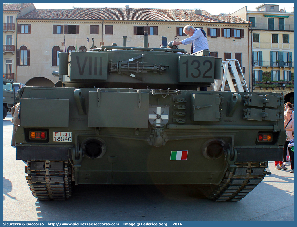 EI 118846
Esercito Italiano
Mezzi da Combattimento
Iveco Oto-Melara MBT Ariete
Parole chiave: EI;E.I.;Esercito;Italiano;Mezzi;da;Combattimento;Iveco;Oto;Melara;MBT;Ariete